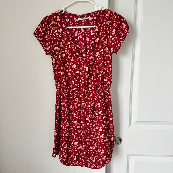 Kimchee Blue Silky Sabrina Shirt Dress Size Small Red Floral ASO Vampire Diaries - Picture 3 of 16